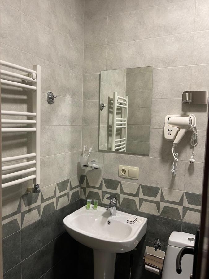 Art Family Hotel Tbilisi ภายนอก รูปภาพ