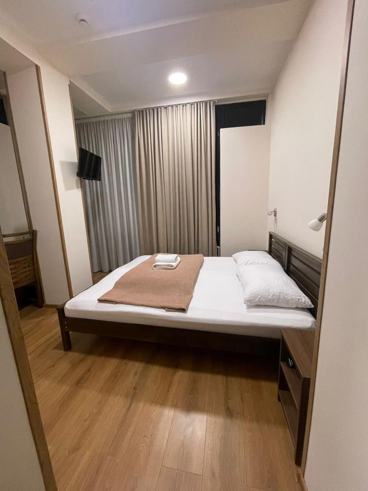 Art Family Hotel Tbilisi ภายนอก รูปภาพ