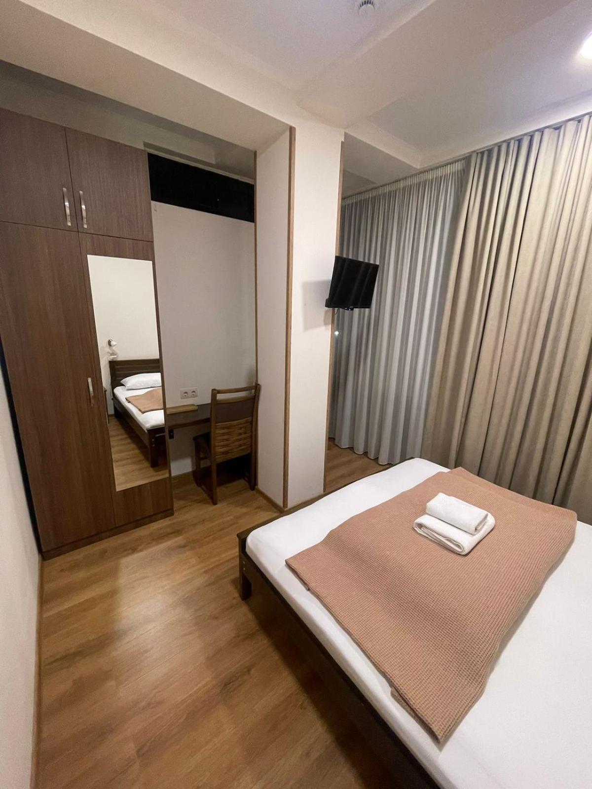 Art Family Hotel Tbilisi ภายนอก รูปภาพ